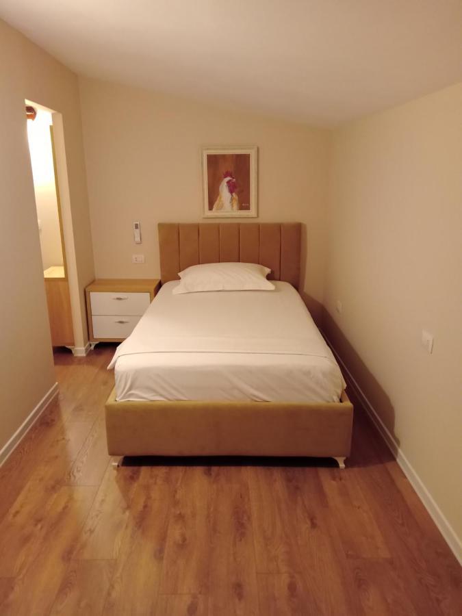 Drini Hotel Rrashbull Ngoại thất bức ảnh