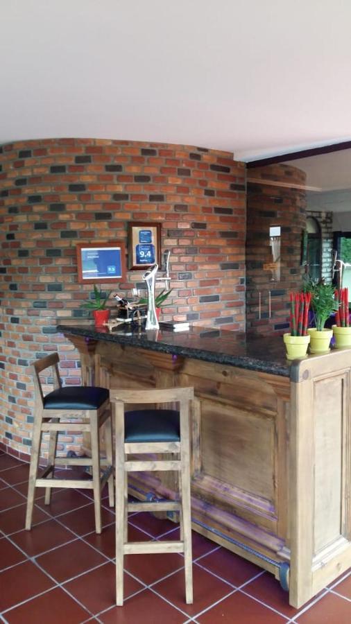 Drini Hotel Rrashbull Ngoại thất bức ảnh