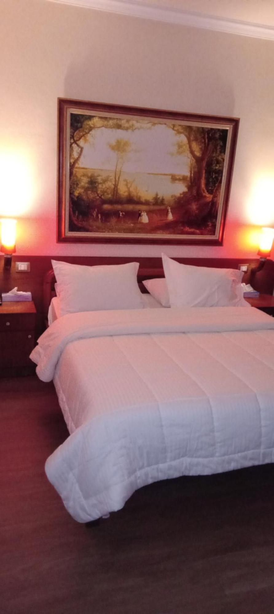 Drini Hotel Rrashbull Ngoại thất bức ảnh