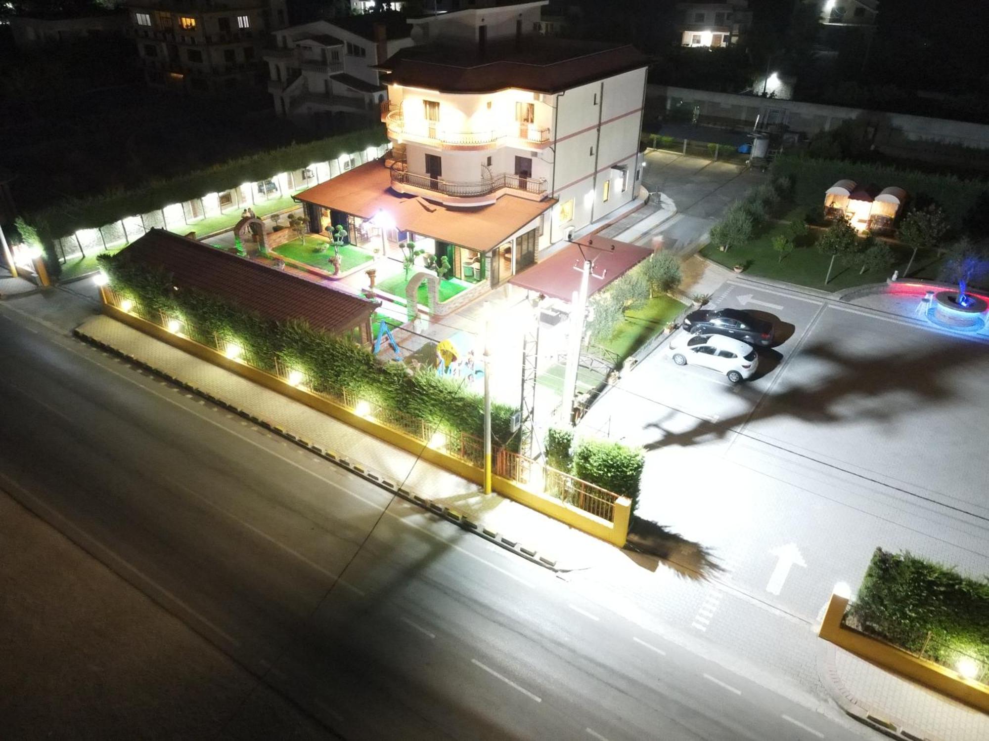 Drini Hotel Rrashbull Ngoại thất bức ảnh
